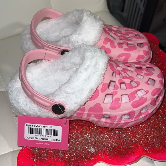 Pink lined clogs - Picture 3 of 3